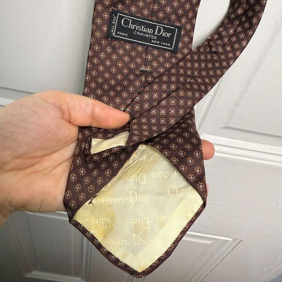 Christian Dior Cravates Silk Tie Mens Brown Geometric Pattern Necktie VTG - Picture 5 of 6